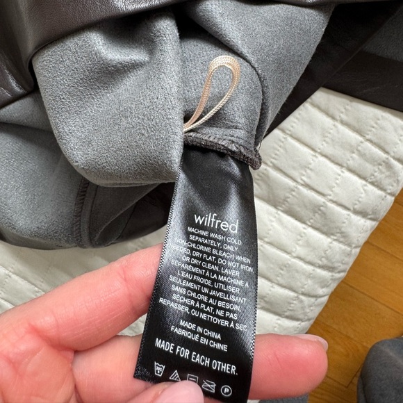 Aritzia faux wrap mini skirt - Picture 7 of 8